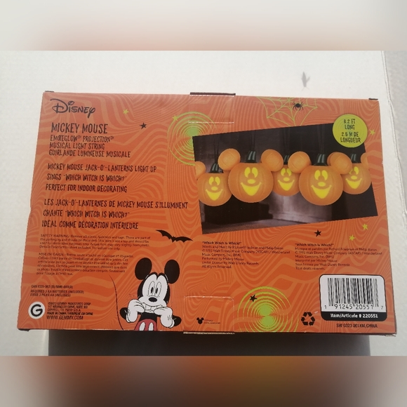 Disney Halloween, Mickey Mouse Pumpkin Projector String Lights NEW - Picture 2 of 7